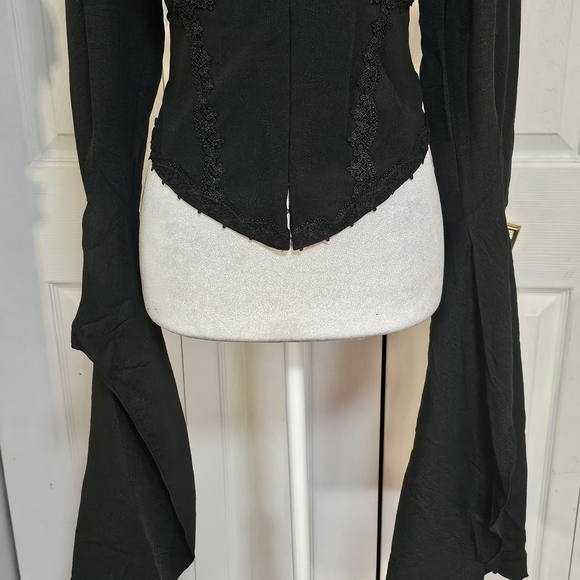 🦇 Dreamy Gothic Ethereal Bell-Sleeve Top 🦇 - Picture 6 of 8